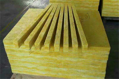 克拉瑪依外墻復(fù)合巖棉板廠商與巖棉復(fù)合板應(yīng)用指南