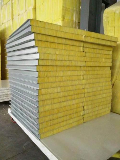 鑫源盛業 專業生產10公分厚外墻防火巖棉板，為彩鋼建筑提供安全耐用的保溫解決方案